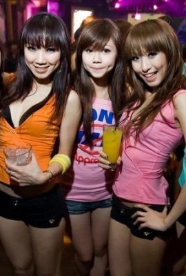 Taiwan nightclub girl(17P)