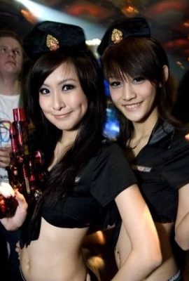 Ang mga hotties ng Taipei nightclub ay hindi maisip na sexy at coquettish.. (9P)