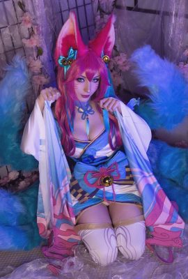 ShiroKitsune – Spirit Blossom Ahri (League of Legends)