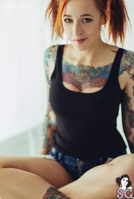 (Suicide Girls) JaneSinner – Maagang Linggo ng Umaga