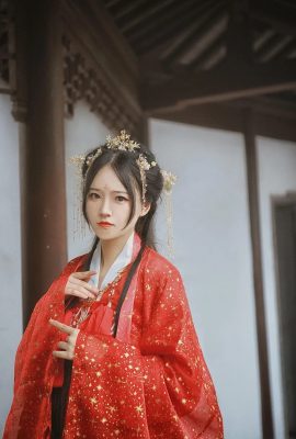 Xia Ningning-Hanfu private photos, hintayin mong umabot sa bewang ko ang mahabang buhok ko