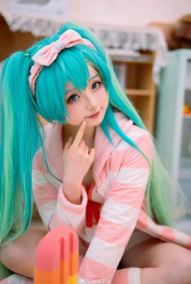 Hatsune Miku pajamas ver @万万不 bend (9P)