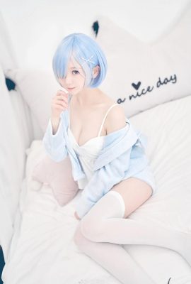 Rem from Zero – Starting Life in Another World @-Naze Yachichi- (9P)