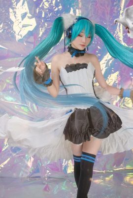 Hatsune Miku, ang Seventh Dragon God Hatsune·Red: @七杀是不多卡 moe, The Seventh Dragon God Hatsune·Blue: @阿hun is not a natural idiot (9P)