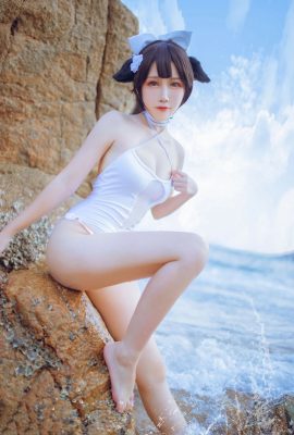 Dou Niang-Leshi Mastiff Beach Swimsuit (41P)