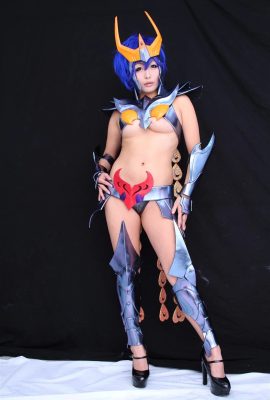 Phoenix Not Cosplay (Saint Seiya)