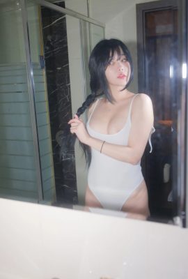 (ZIA.Kwon) Nagpapakita ng magandang balat, sexy na katawan at seksi na bagong tangkad (56P)