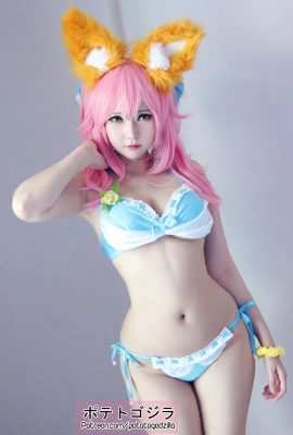 (Cosplay) Potato Godzilla – Tamamo Bikini (20 Disyembre 2021)