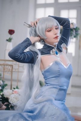 (Cosplay) Michi Kyunn – Weiss Schnee (23 Disyembre 2021)