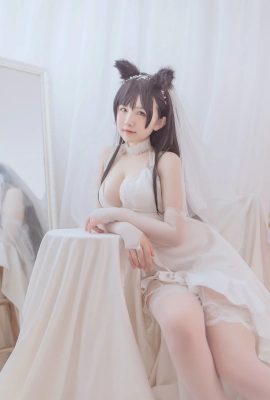 Napakasaya ni Ah Ban ngayon Atago Wedding Dress (36P)