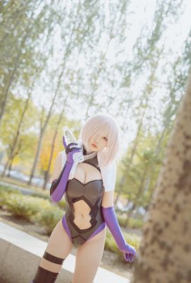 (Cosplay) Tuwang-tuwa si Aban ngayon Tuwang-tuwa si Aban ngayon—Mashu Kyrielight – Stage 1 (Fate Grand Order) (3 May 2022)