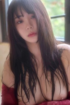 Korean beauty Wuyo wet body photo in burgundy pajamas (36P)