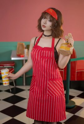 Kokuhui – 2023 Vol.14 Waitress ng McD's (149P)